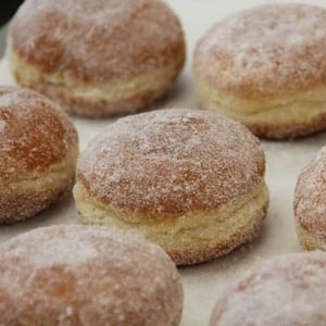 kesäkampanja-2025-leipurin-00102_01_6164_preview